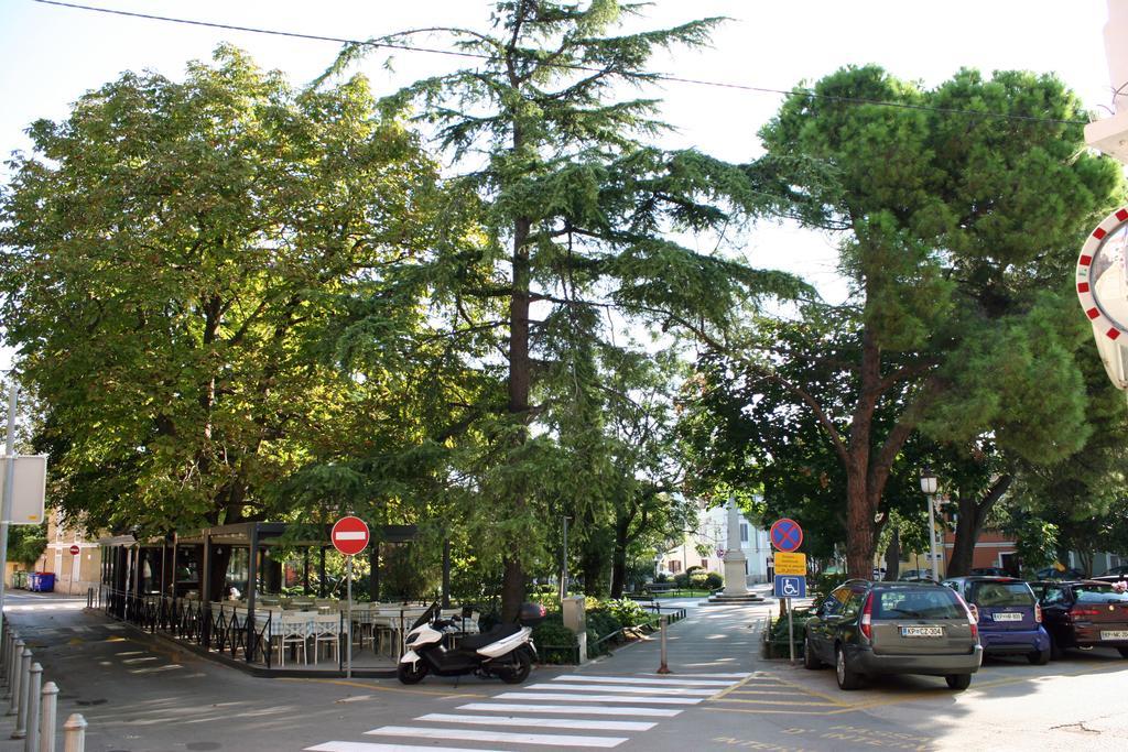 Park Apartments Изола Экстерьер фото